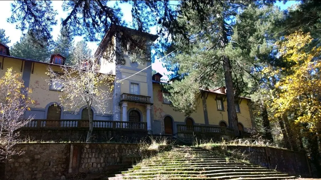Colonia silana, dopo lo stop si riparte con un milione in più. «Finiremo i lavori entro il 2025» | FOTO