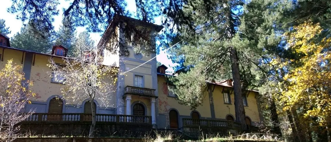 Colonia silana, dopo lo stop si riparte con un milione in più. «Finiremo i lavori entro il 2025» | FOTO