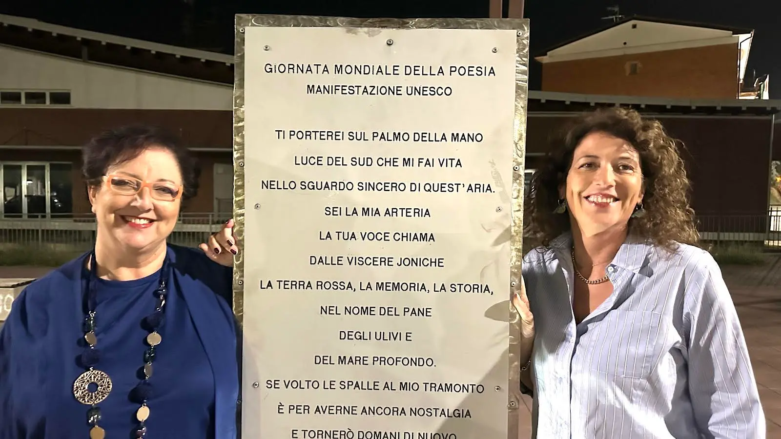 Riparata l’opera di una poetessa vandalizzata a Corigliano Rossano