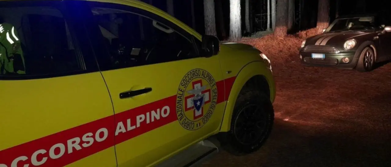 La notizia tanto attesa, ritrovato vivo l'uomo scomparso in Sila mentre cercava funghi