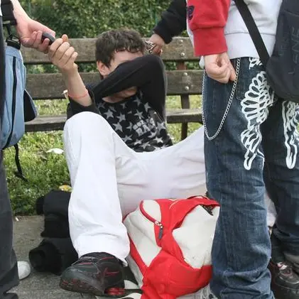 Violenza, pestaggi e furti, a Corigliano Rossano è emergenza baby gang. «Siamo in allarme»