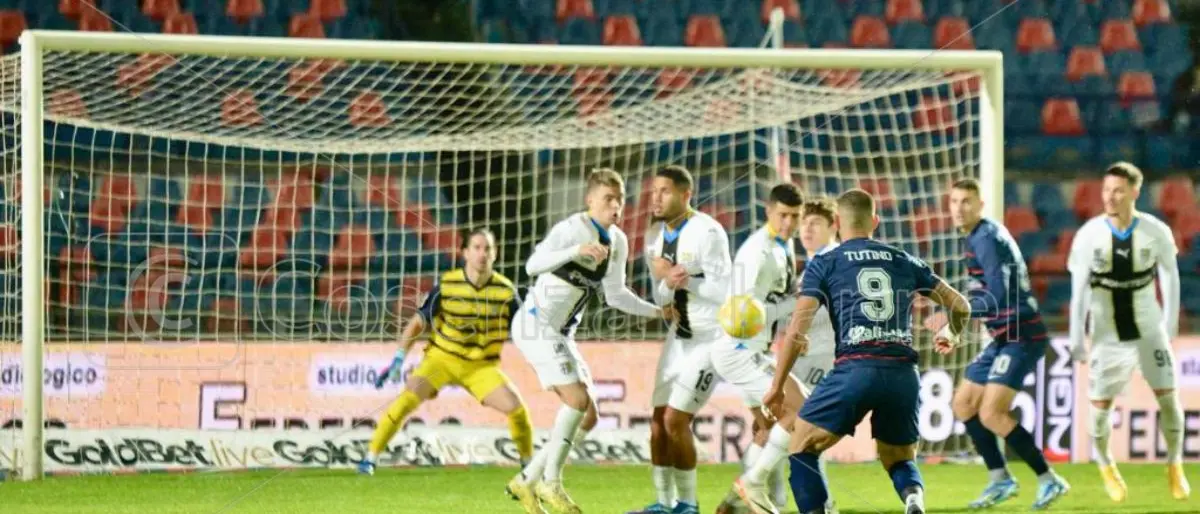 Tutino, messaggio da Threads: \"Finita maledizione dei pali. Adesso...\"