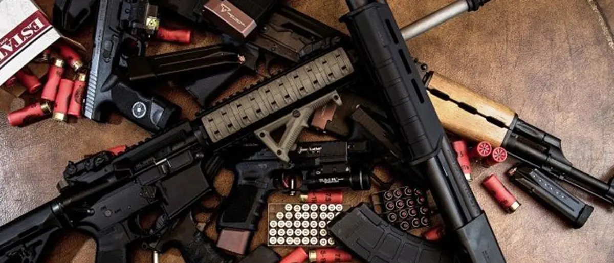 Cosenza, la scalata del clan degli zingari. Dai furti al traffico d'armi internazionale