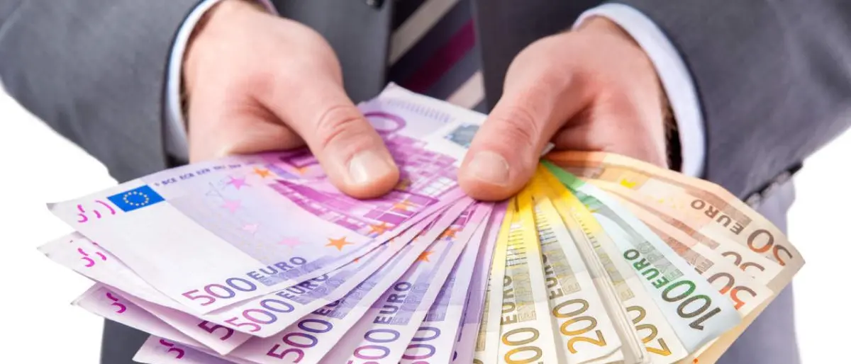 A Cosenza i lavoratori dipendenti più poveri: 13mila euro lordi all'anno