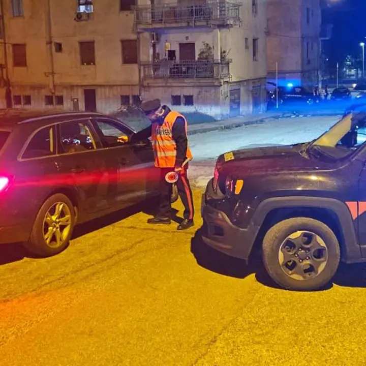 Rende, sei denunce dopo i controlli sulla movida pazza