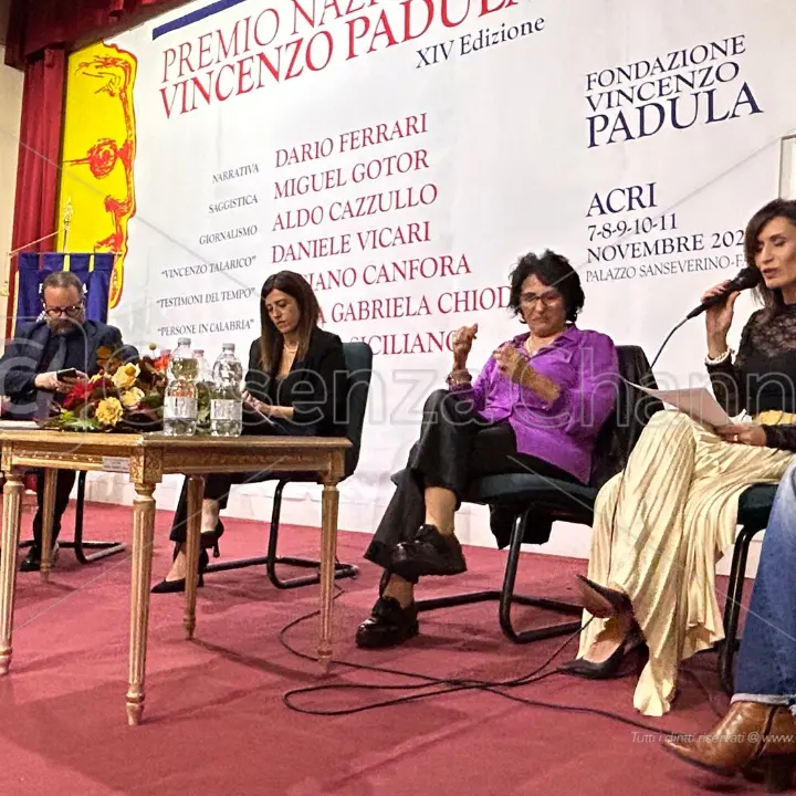 Acri, donne protagoniste al Premio Padula: presentato il romanzo di Nuccia Benvenuto