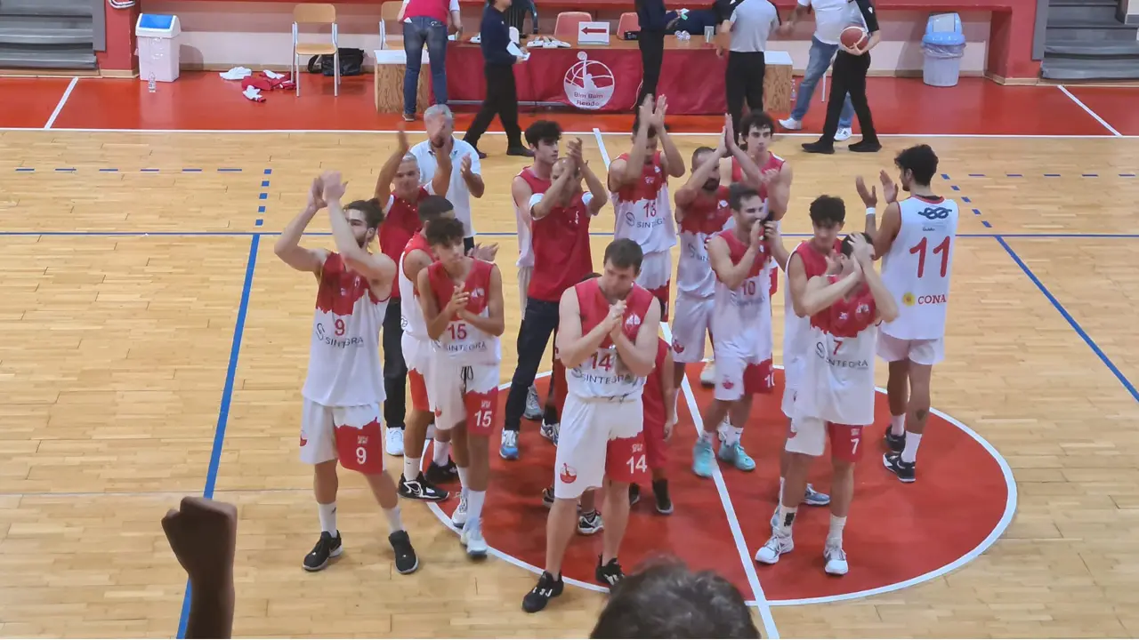 Bim Bum Rende, il basket cosentino torna nella B interregionale dopo 25 anni | FOTOGALLERY
