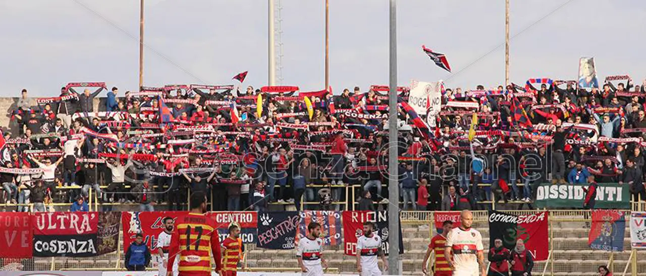 Catanzaro-Cosenza, parte la prevendita (che non sarà attiva online)