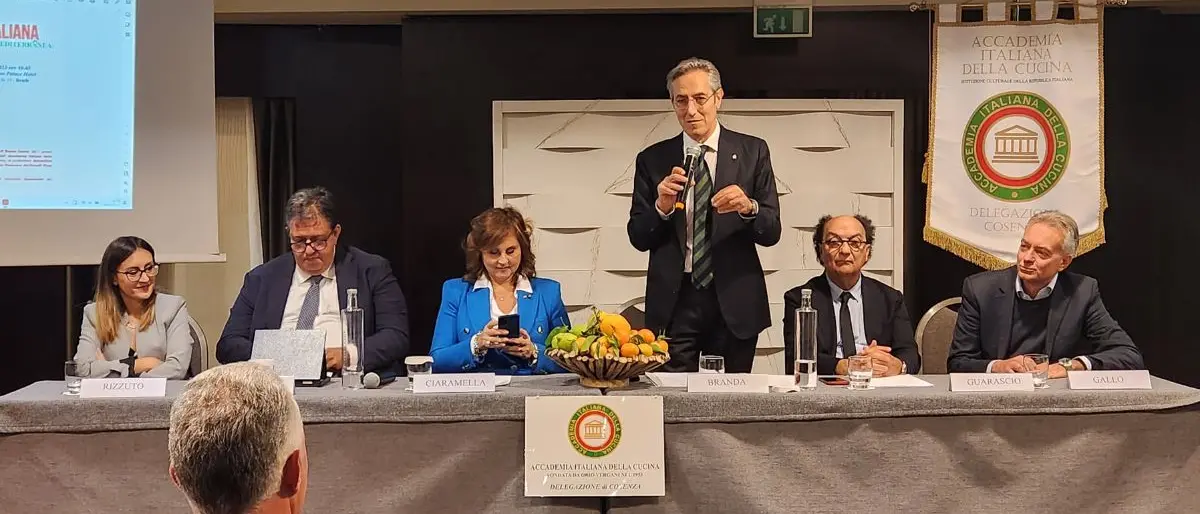 Consegnati i premi dell'Accademia Italiana della Cucina. Focus su dieta mediterranea, gusto e benessere