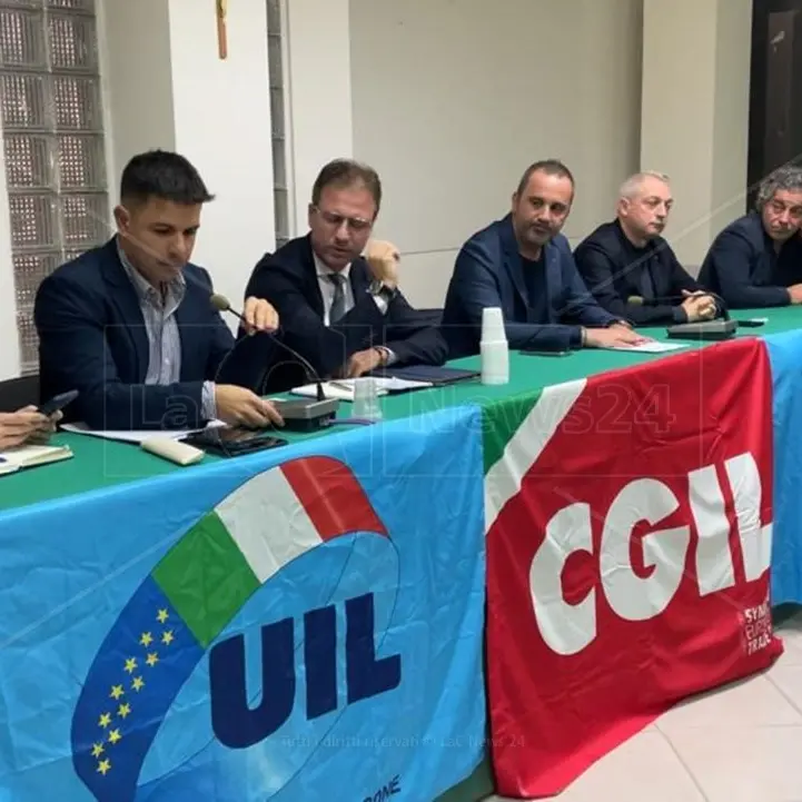 Corigliano Rossano, Cgil e Uil stoppano Occhiuto e aprono la vertenza della Sibaritide
