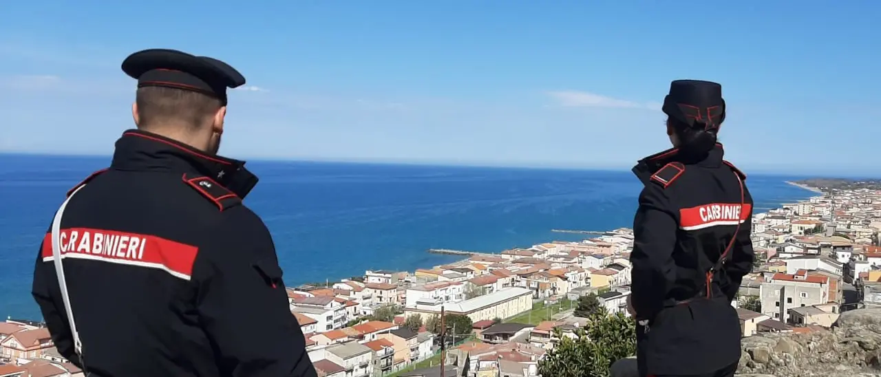 Cariati, si finge assessore per truffare un sacerdote. Arrestato 36enne