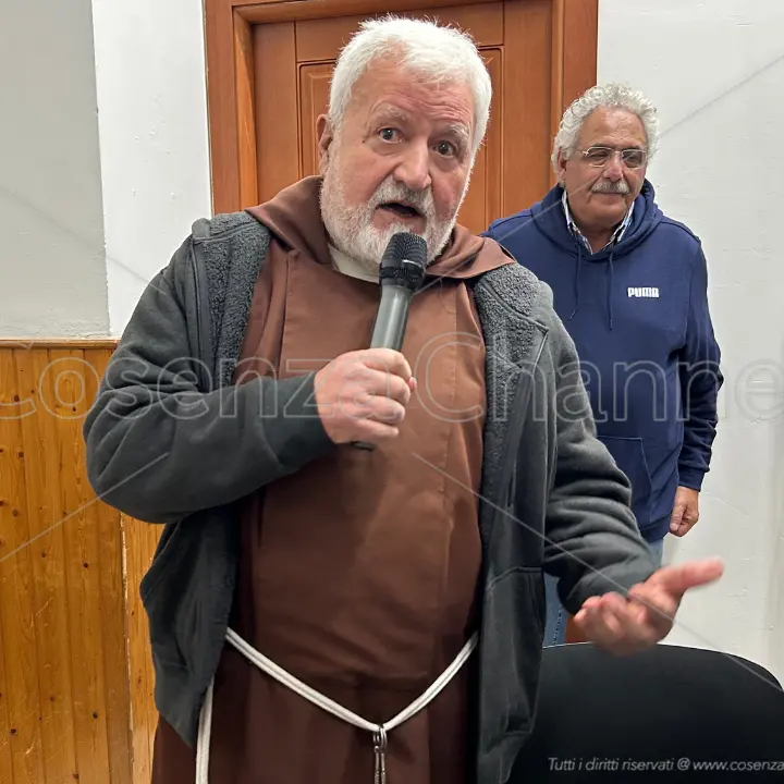 Cosenza, Checchinato: «Se Padre Fedele si riprenderà, potrà dire messa in pubblico». Ma le condizioni del religioso sono complesse