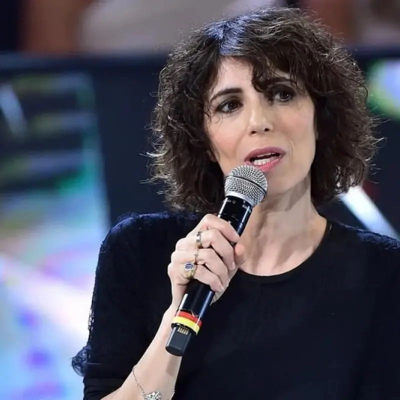 Corigliano balla con Max, Cosenza rinuncia al rock e ingaggia Giorgia