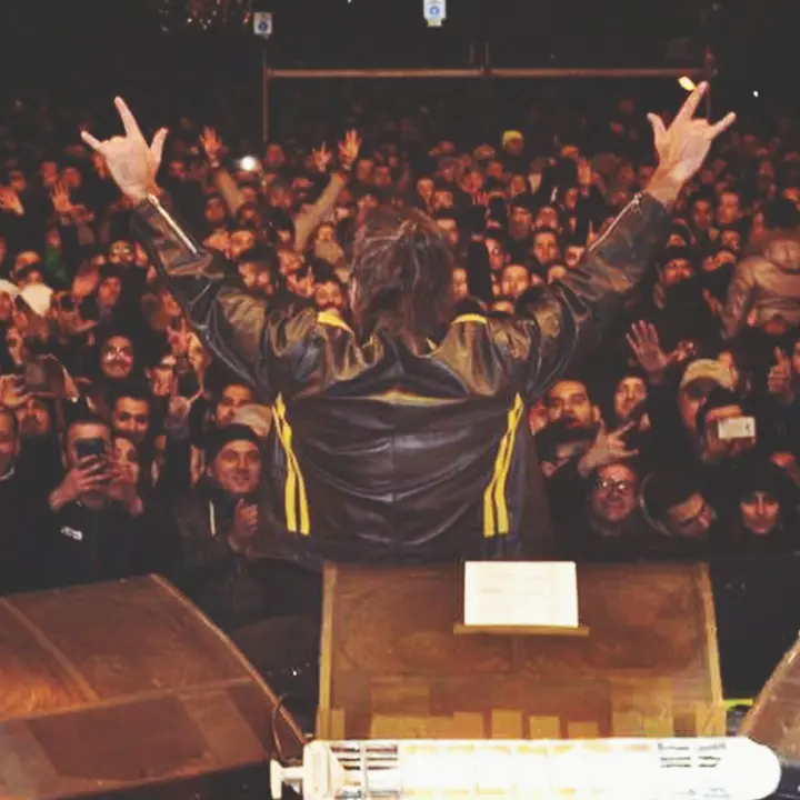 Capodanno, Achille Lauro a Cosenza e il Comune pensa di fare una donazione all'ospedale