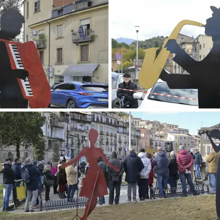 Cosenza, installate delle opere dedicate ad artisti e musicisti del centro storico