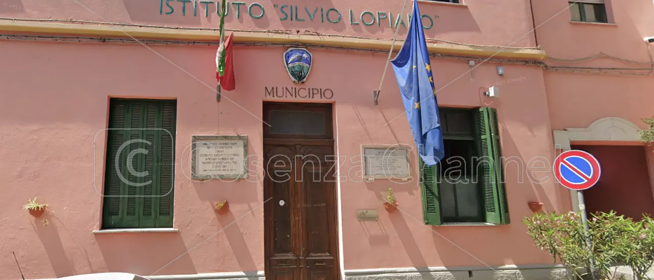 Cetraro, un atto intimidatorio colpisce l'ex assessore Maurizio Iozzi