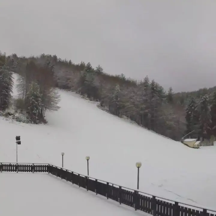 Camigliatello aspetta la neve e la riapertura degli impianti. Ecco quando ripartiranno