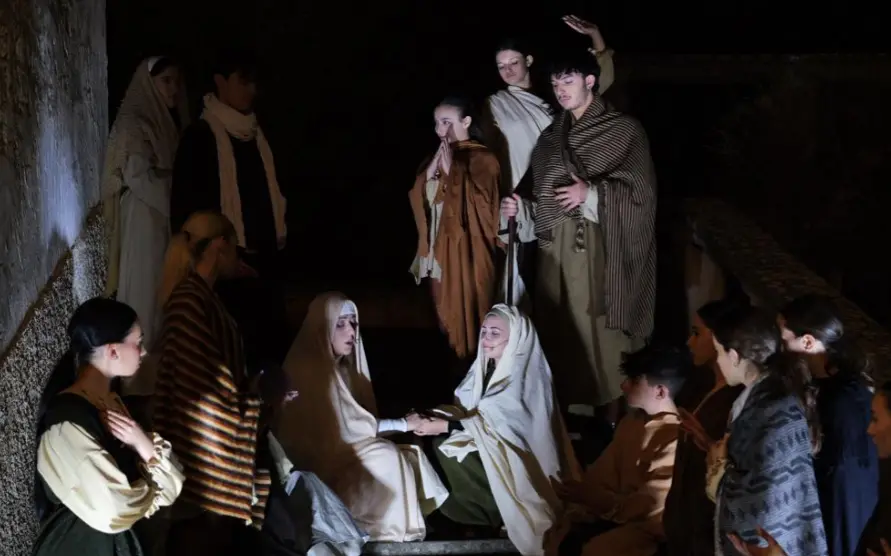 \"Magnificat\", il presepe Vivente versione \"musical\" in viaggio per il borgo antico di Rende
