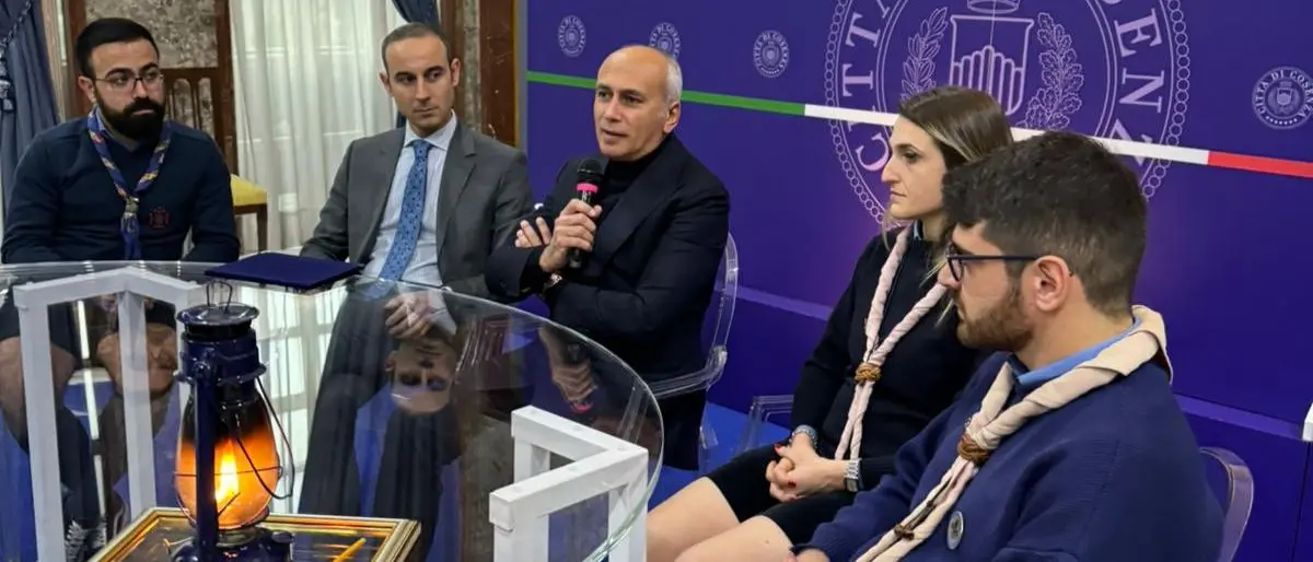 Cosenza, il sindaco Franz Caruso riceve i gruppi scout