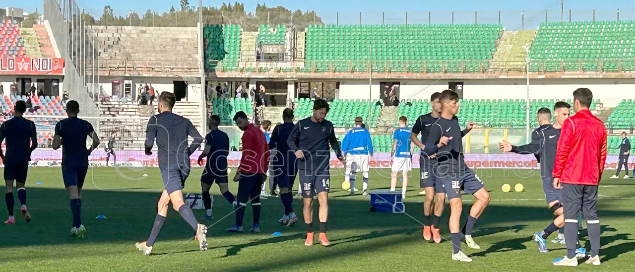 Cosenza, domani la rifinitura. Tutino verso l'utilizzo a gara in corso