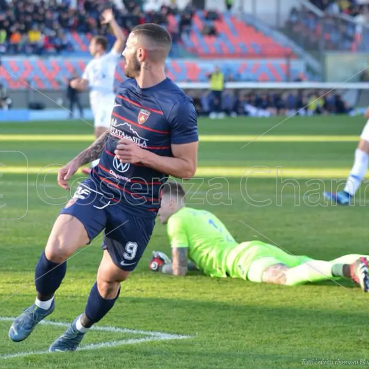Cremonese-Cosenza: i convocati da parte di Caserta