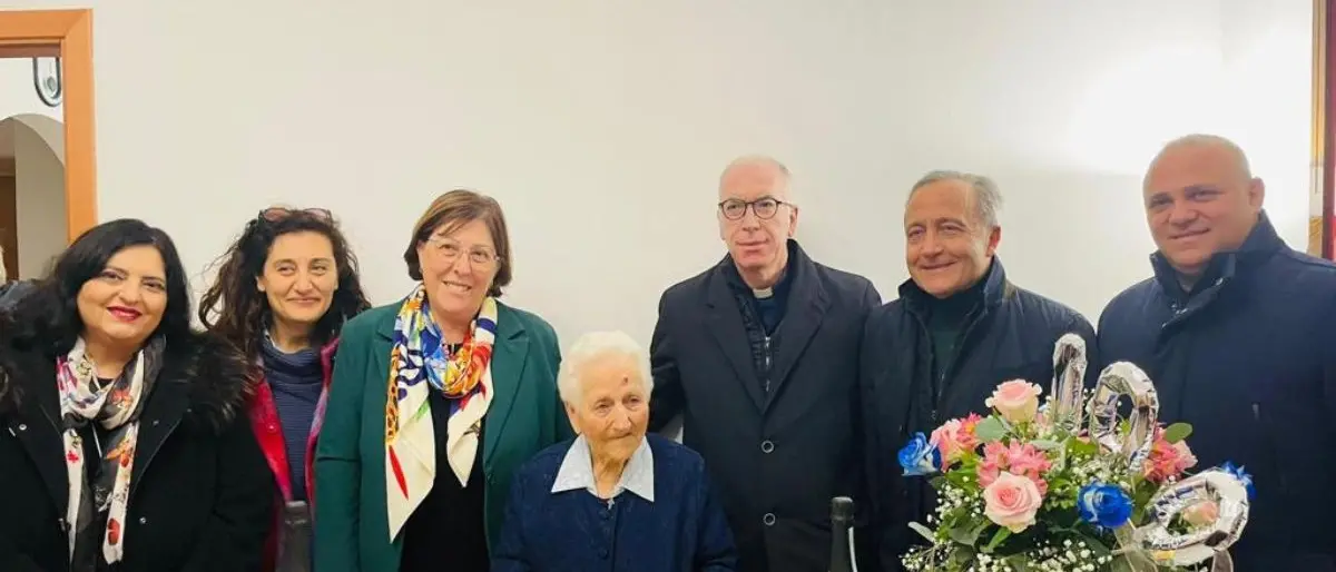 San Marco festeggia la centenaria Virginia Sarpa: nonna e bisnonna dolcissima