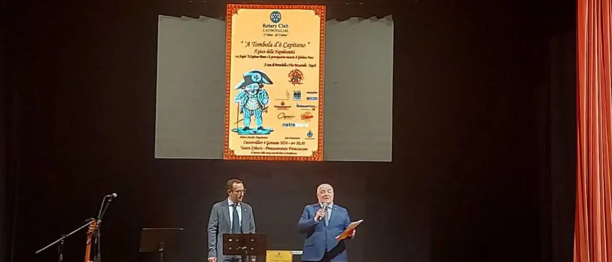 Rotary Club Castrovillari, ha riscosso un grande successo lo spettacolo di beneficenza “A Tombola d’ò Capitano”