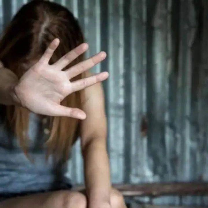 Insultava e umiliava la moglie davanti ai figli. Arrestato un 40enne a Corigliano Rossano