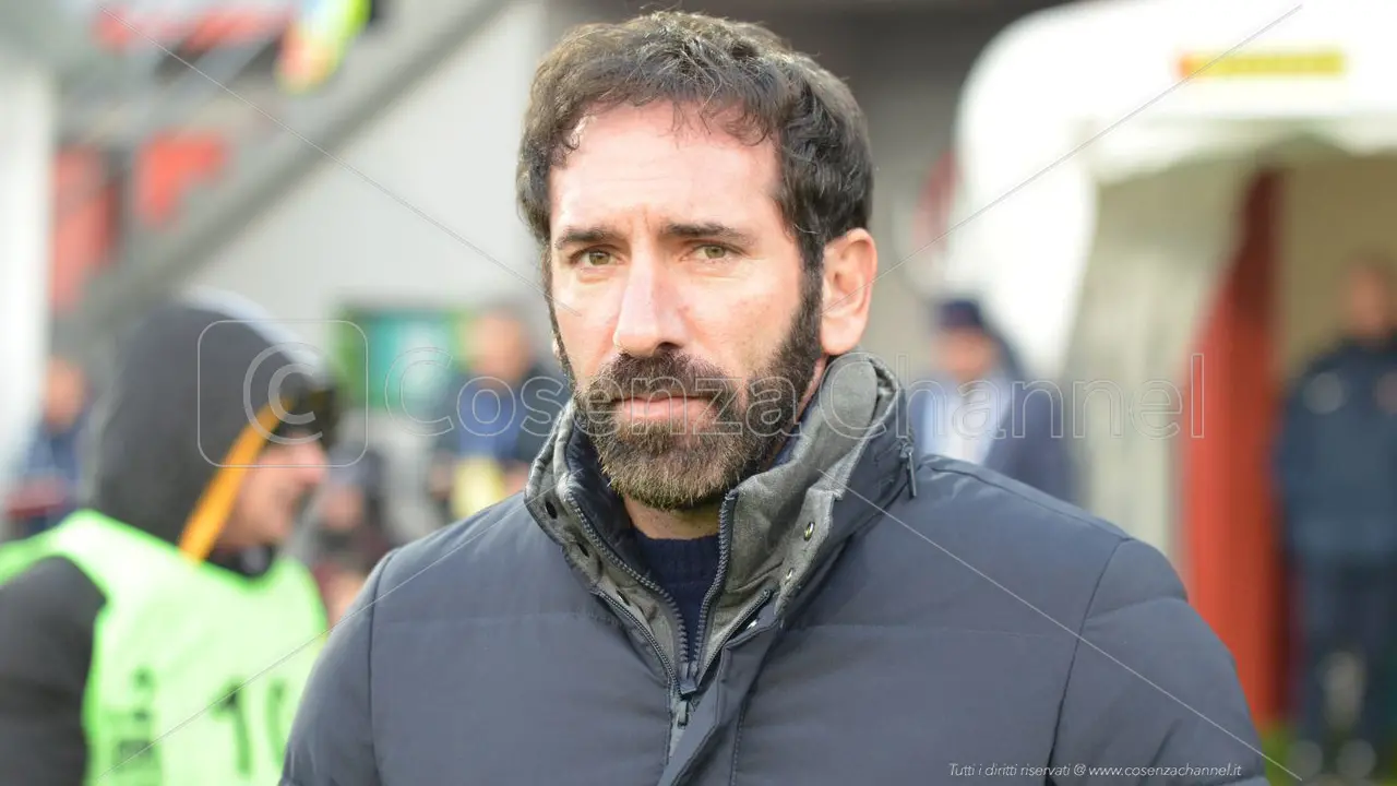 Caserta: «Catanzaro-Cosenza è la partita dell'anno per entrambe»