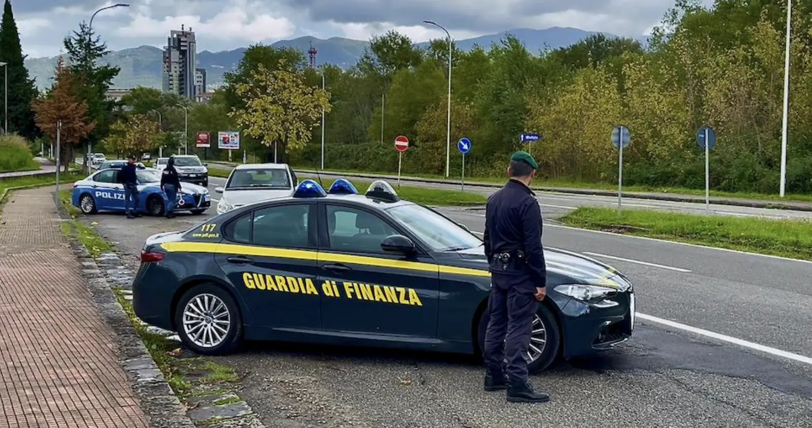 Operazione Alto Impatto: 375 persone identificate e 230 veicoli controllati nel Cosentino