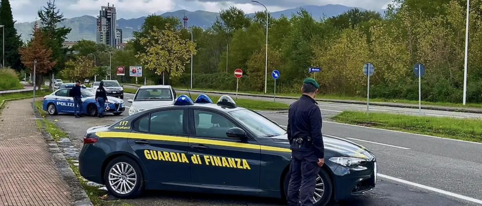 Operazione Alto Impatto: 375 persone identificate e 230 veicoli controllati nel Cosentino