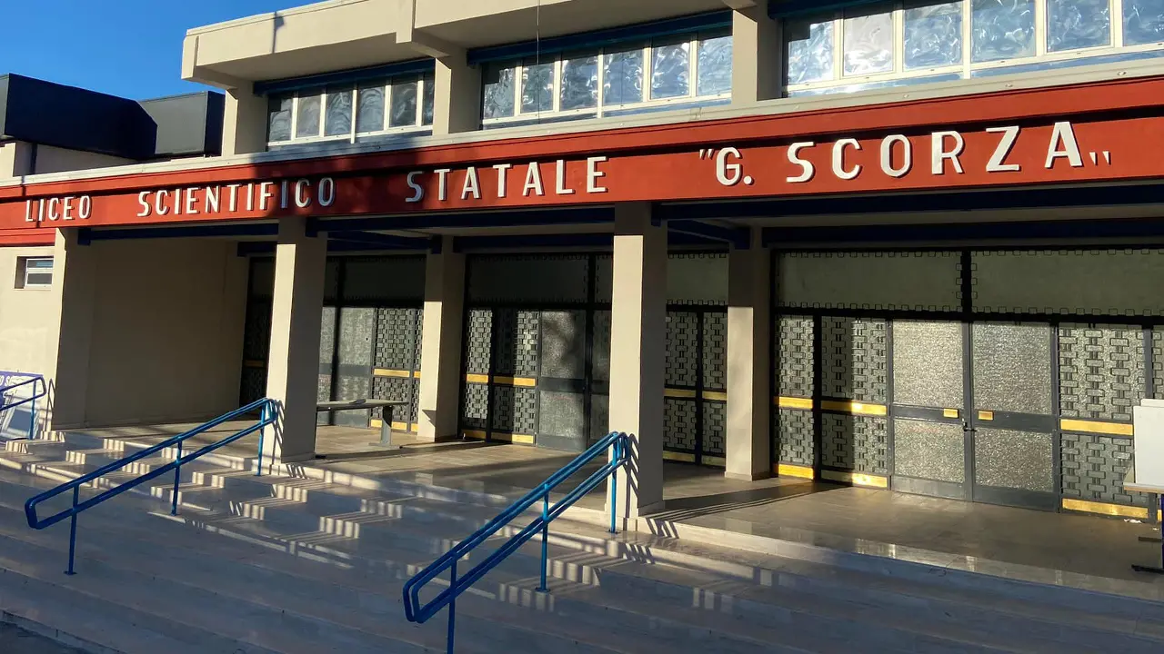 Il Liceo Scientifico \"Scorza\" inaugura la nuova Aula Magna