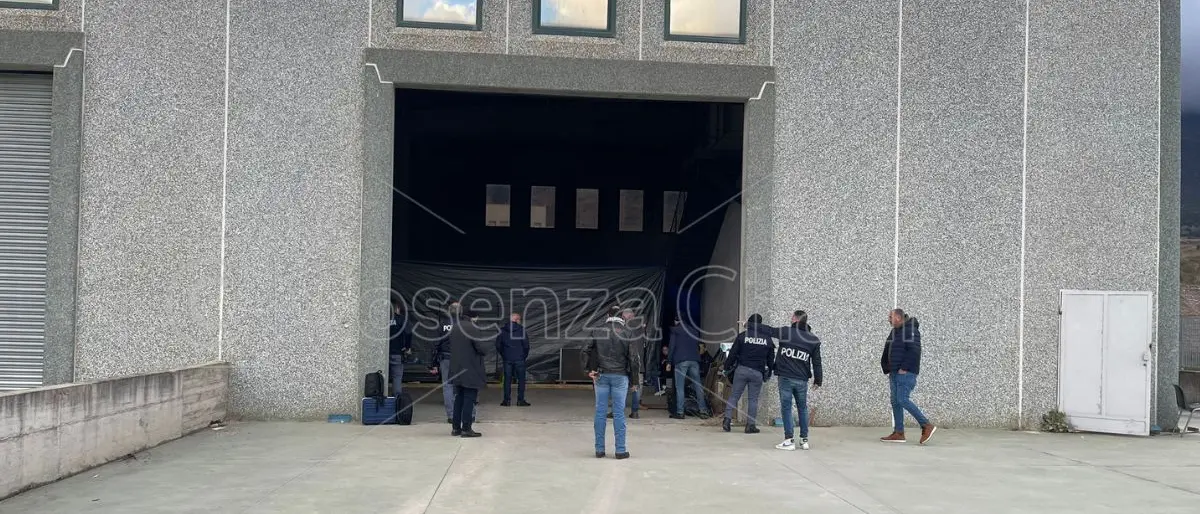 A \"Serre delle Ciavole\" la \"centrale della droga\" dei cinesi fermati tra Castrovillari e Salerno | NOMI