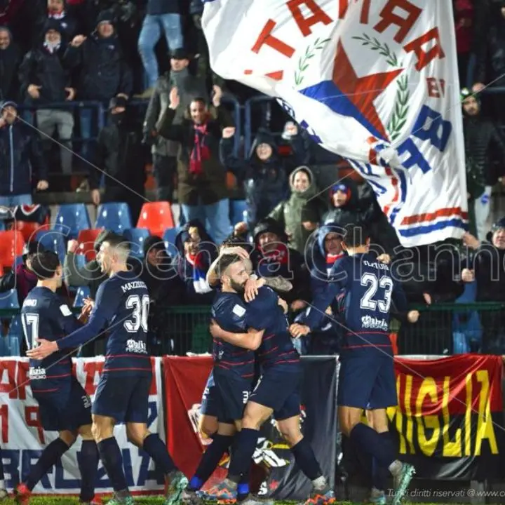 Cosenza-Venezia (4-2): il tabellino del match del \"San Vito-Marulla\"