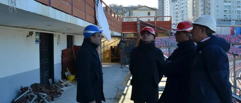 Cosenza, iniziati i lavori allo stadio Marulla. Ecco le foto