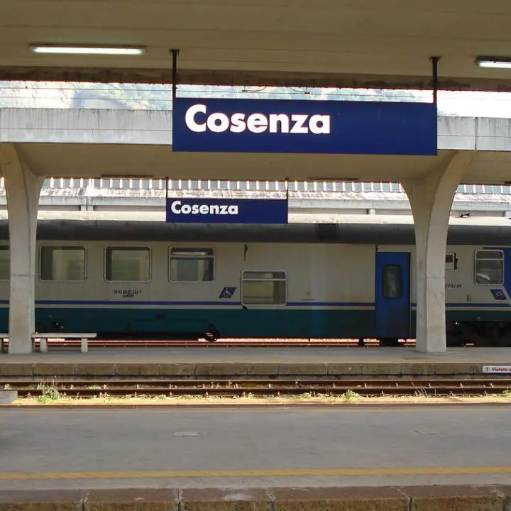 Cosenza-Crotone, da domani tre nuovi treni per un collegamento diretto. L'annuncio di Trenitalia
