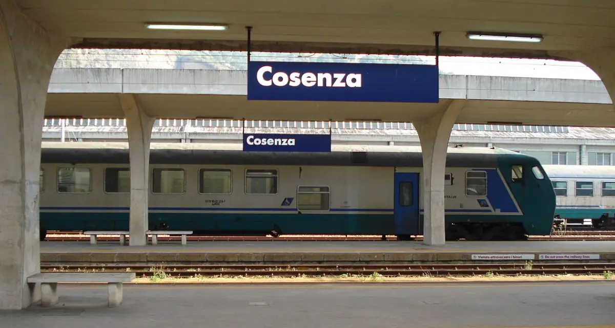 Freccia Rosa a Cosenza, mammografie, screening e vaccini gratuiti alla stazione di Vaglio Lise\n