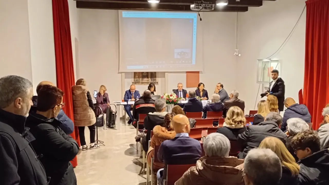 A Zumpano si discute di \"Dispersione scolastica: strategie e opportunità dal mondo delle imprese\"