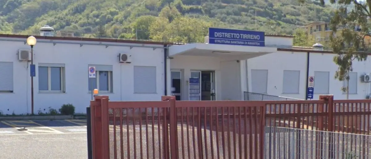 Amantea, aggredisce un dipendente del Poliambulatorio perché doveva rispettare la fila