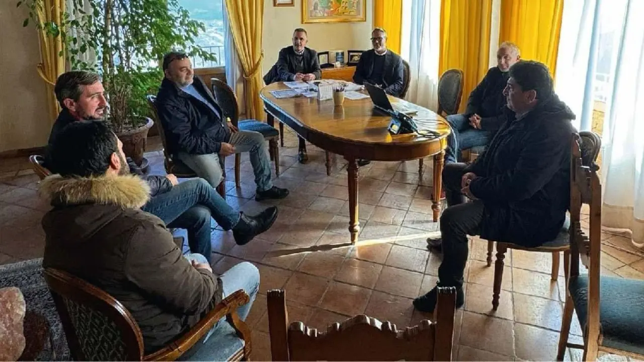 Castrolibero, il sindaco incontra una delegazione di lavoratori Amaco