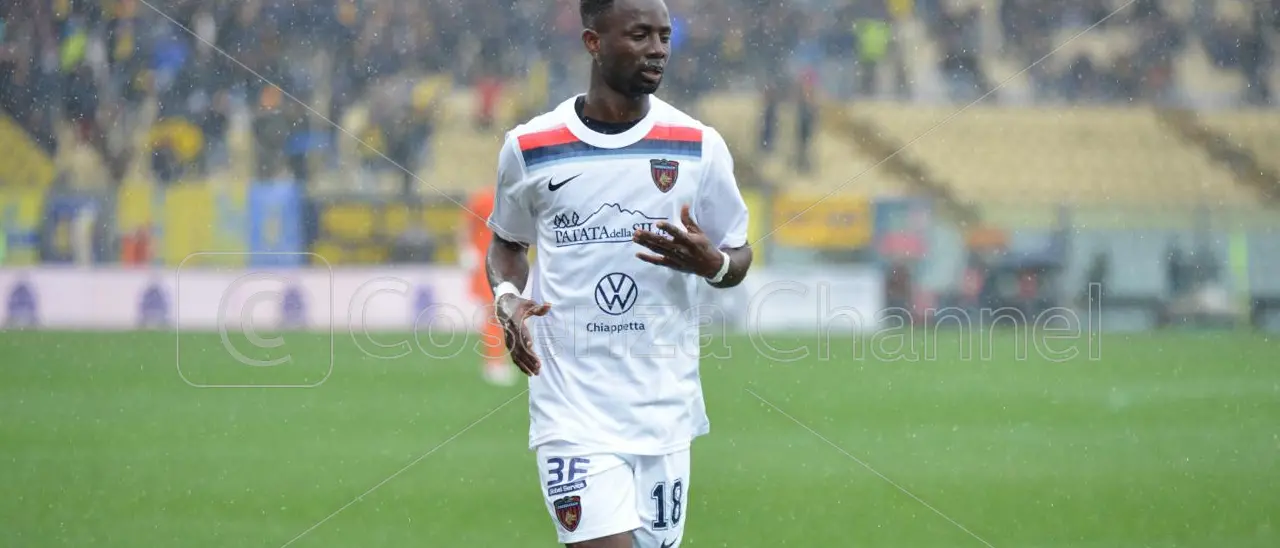 Cosenza, doppia richiesta da Pescara: oltre D'Orazio anche Gyamfi