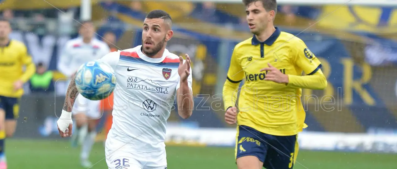 Tutino, sempre Tutino. Il Cosenza torna da Modena con un punto (1-1)