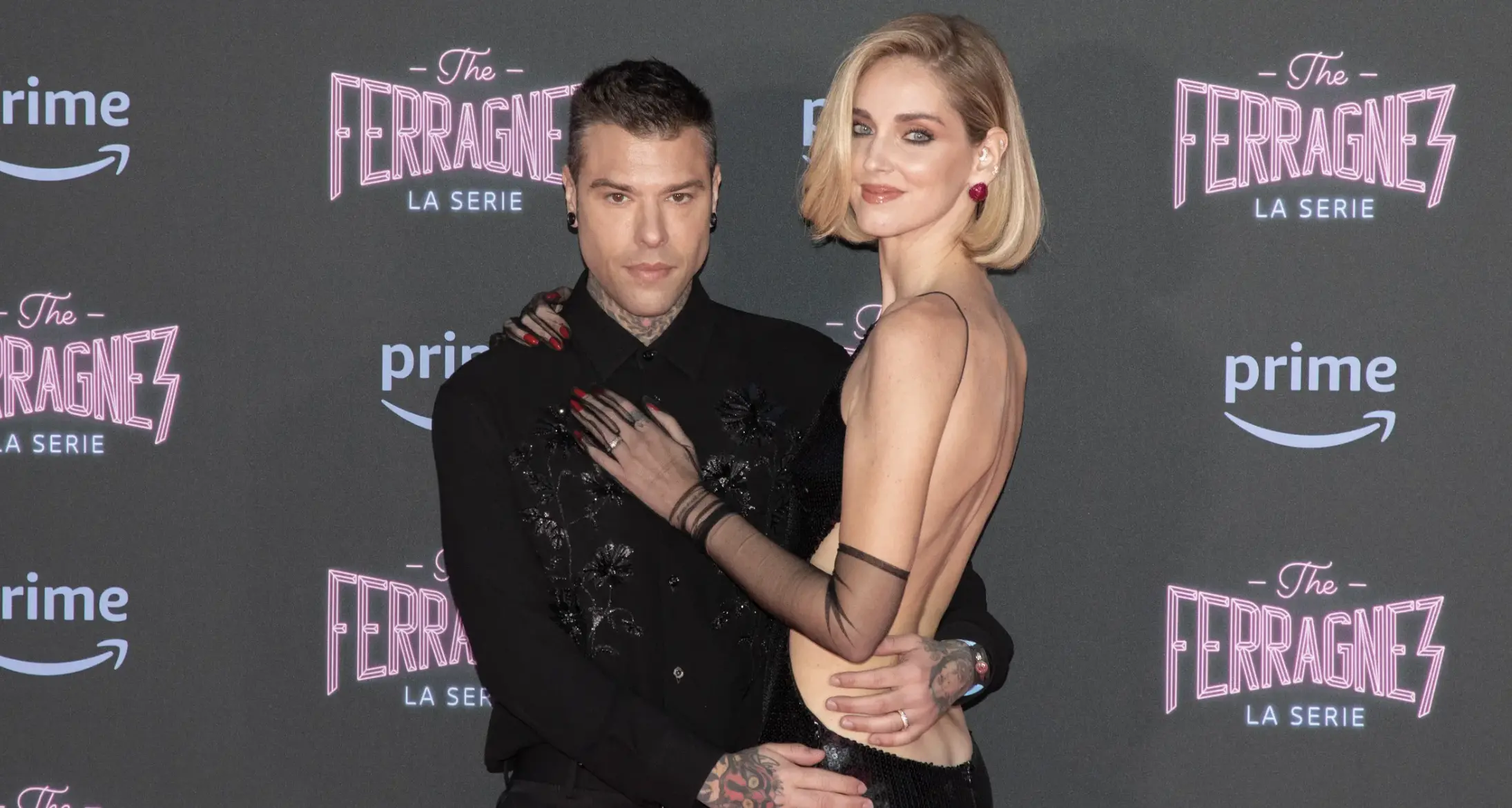 Pandoro-gate, l’impero di Chiara Ferragni in frantumi: ora Fedez vale il doppio della ex moglie e brinda al sorpasso con la mamma\n