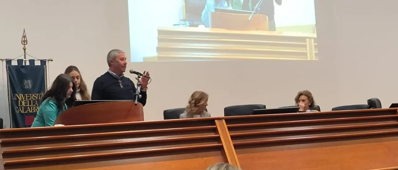 Rende, anche l'IC \"Falcone\" tra i relatori del convegno Unical con la prof Canino