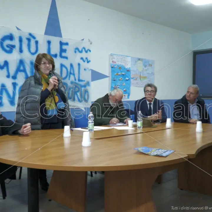 Caldo dibattito sulla destinazione del Porto di Corigliano Rossano