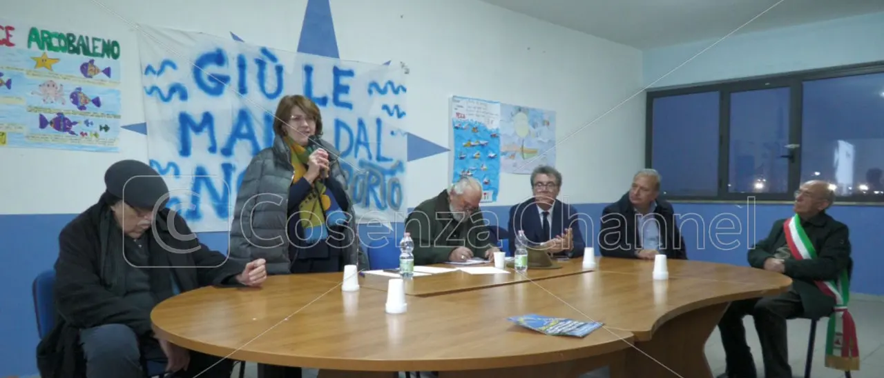 Caldo dibattito sulla destinazione del Porto di Corigliano Rossano
