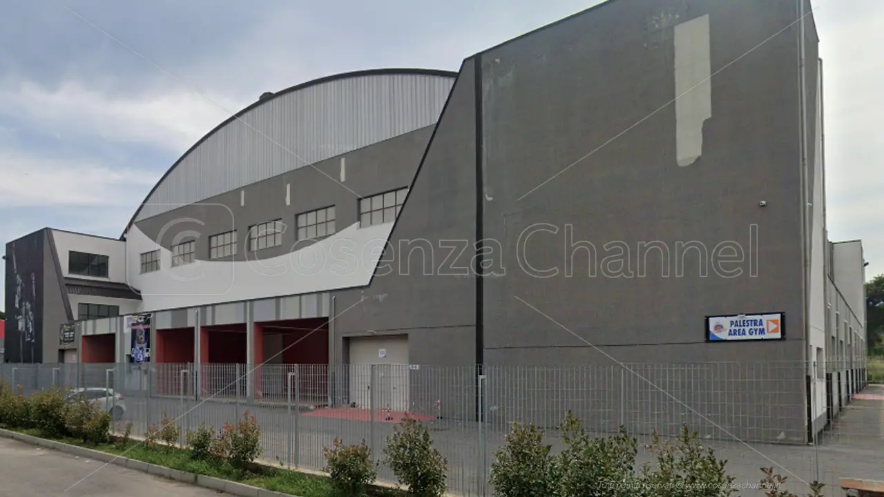 Rende, la gestione del Palazzetto dello Sport ritorna nelle mani della triade commissariale