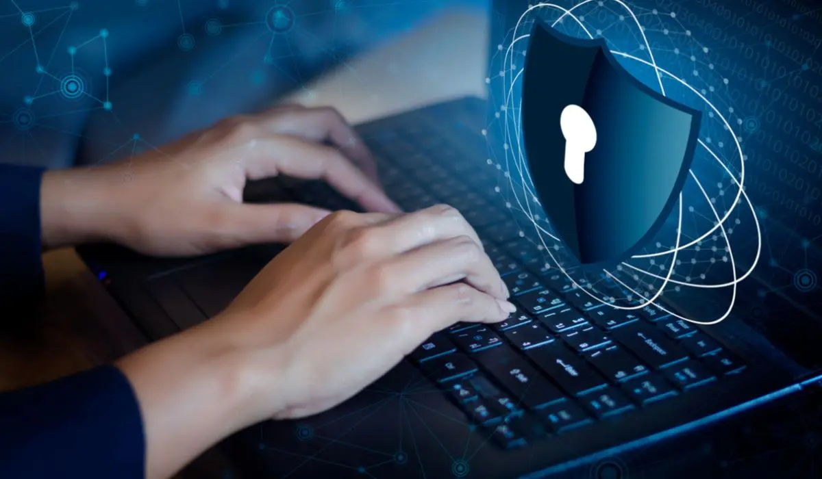 Truffe online in Calabria, inchiesta della Finanza: tre misure cautelari