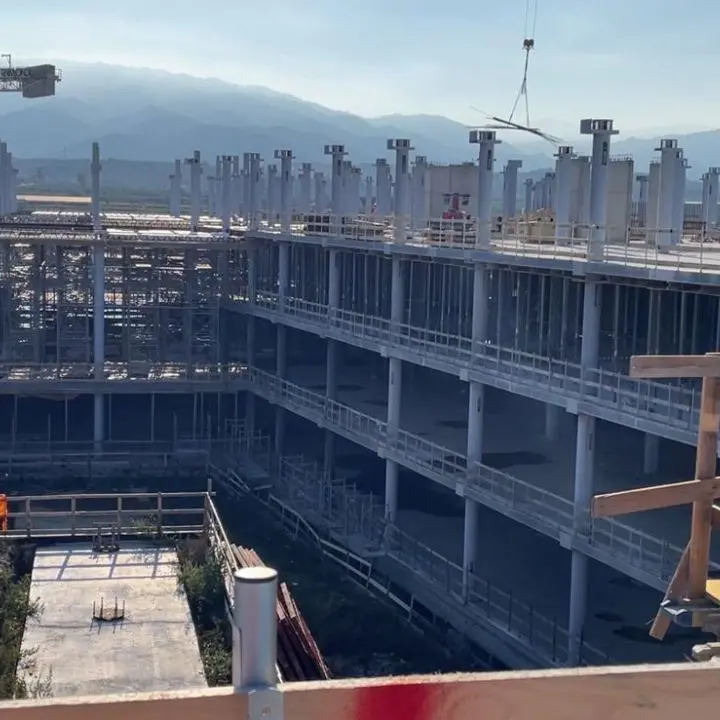 Pasticcio Ospedale della Sibaritide, Roma congela le risorse