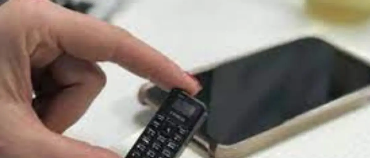 Telefonini ai detenuti di Catanzaro, il listino prezzi dei trafficanti cosentini